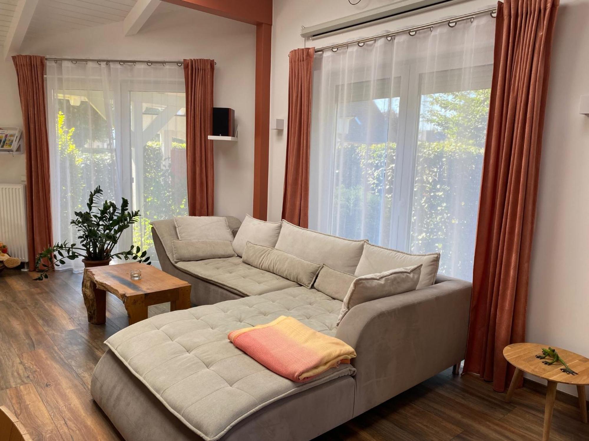 Moderne Ferienwohnung Mit Kamin U Garten Im Eg 100Qm Naehe Weser Und Golfplatz Ахим Экстерьер фото